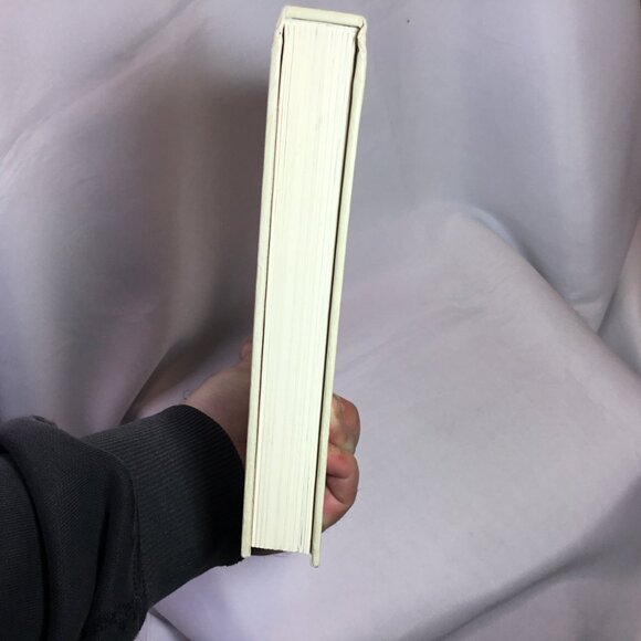 Alice's Adventures in Wonderland Hardcover Lewis Carroll 1999 Illustrated - Picture 6 of 16